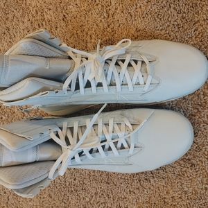 NIKE AIRMAX 270 Saturn